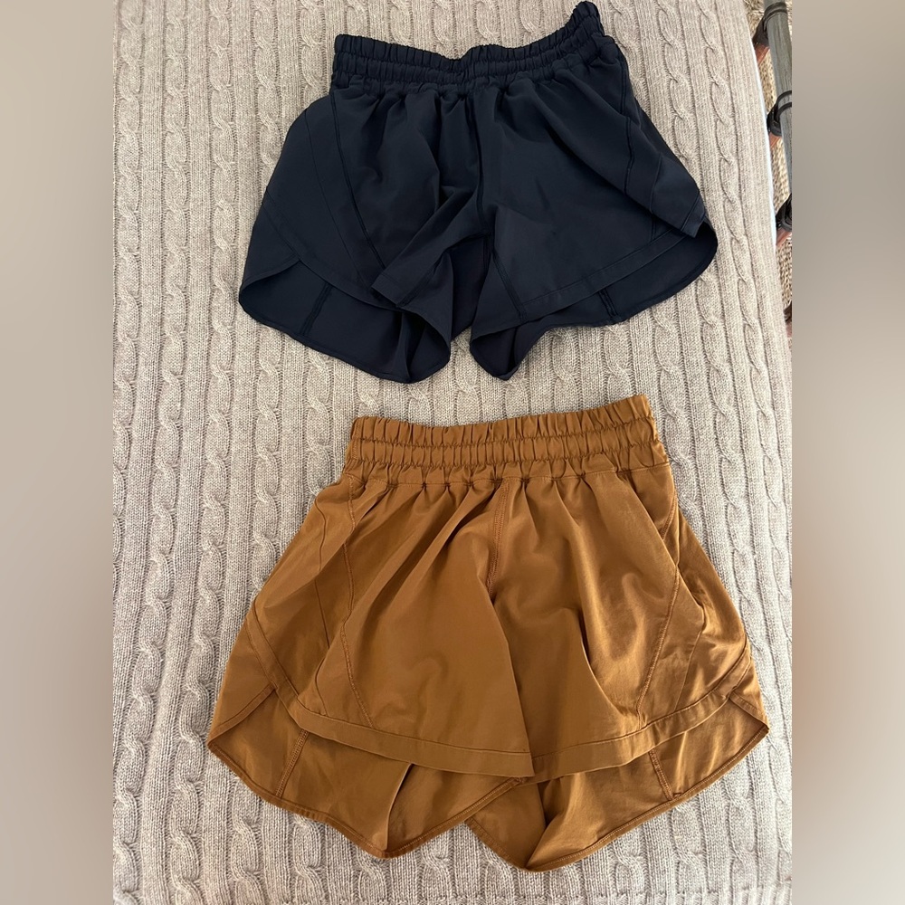 Lululemon Hotty Hot High-Rise Lined Short 4” (pair)